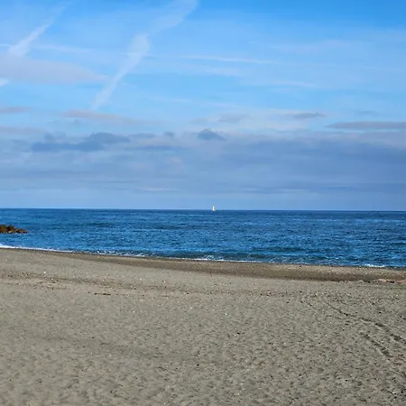 펜션 L'escapade Catalane - Maison 5 Personnes - A 300m - Climatisation - Parking 생시프리앙